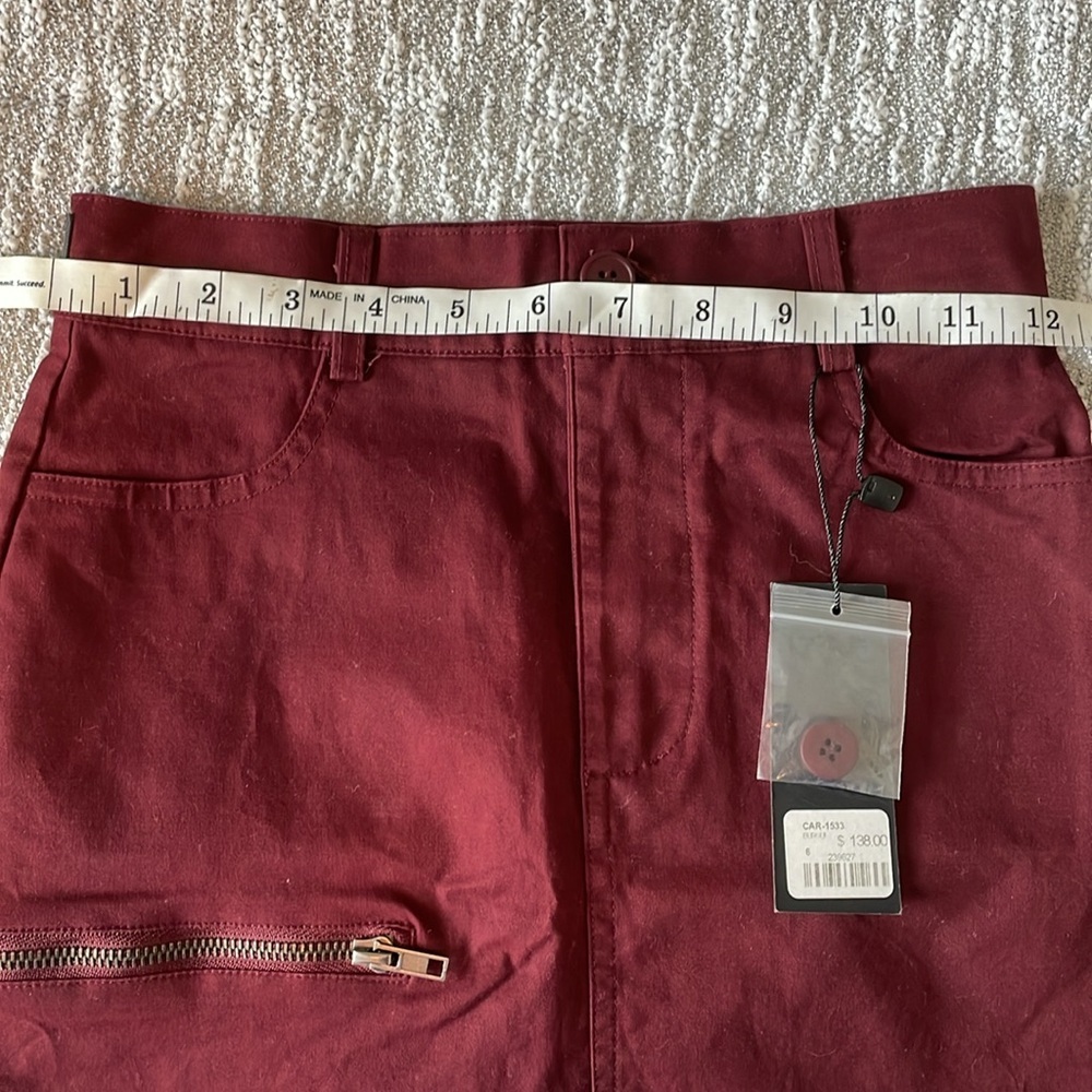 NWT Carmar Los Angeles Burgundy mini skirt - Picture 5 of 8